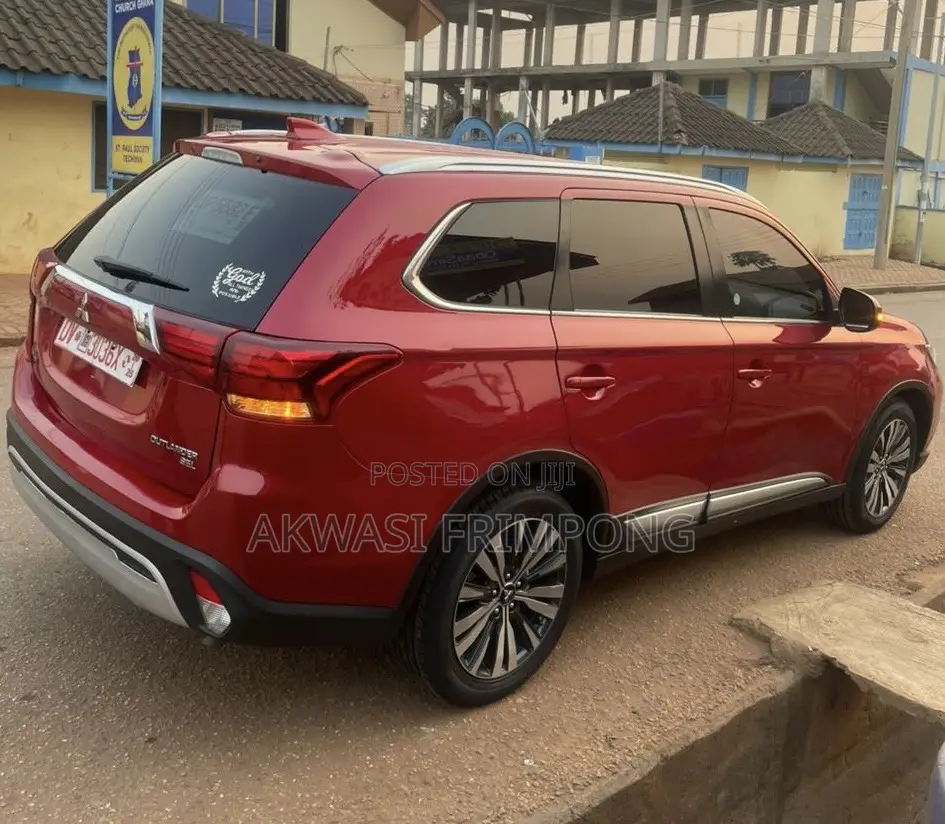 Mitsubishi Outlander 2.0 PHEV AWD 2019 Red