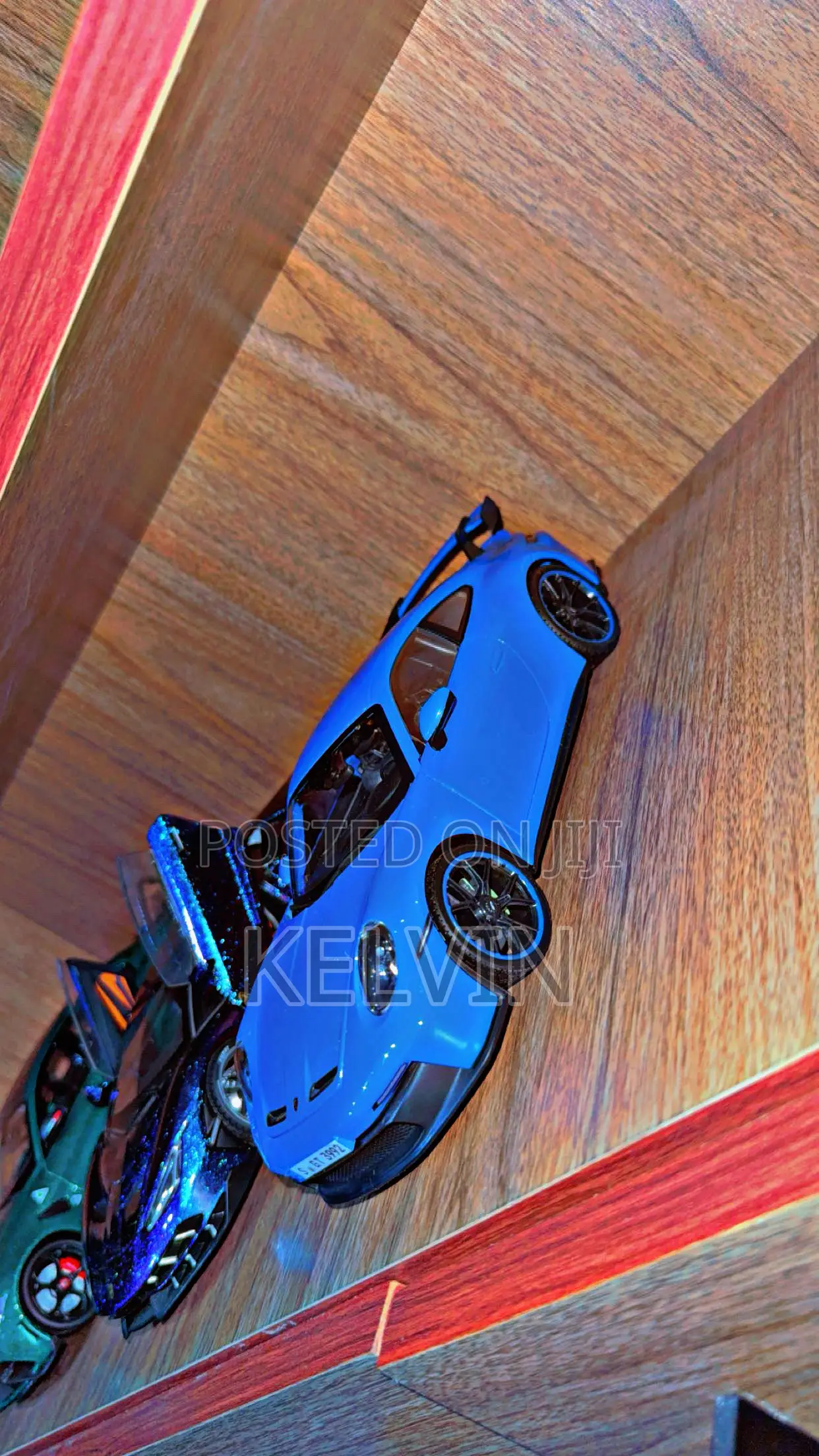 Realistic Alloy Toy Cars 1:18