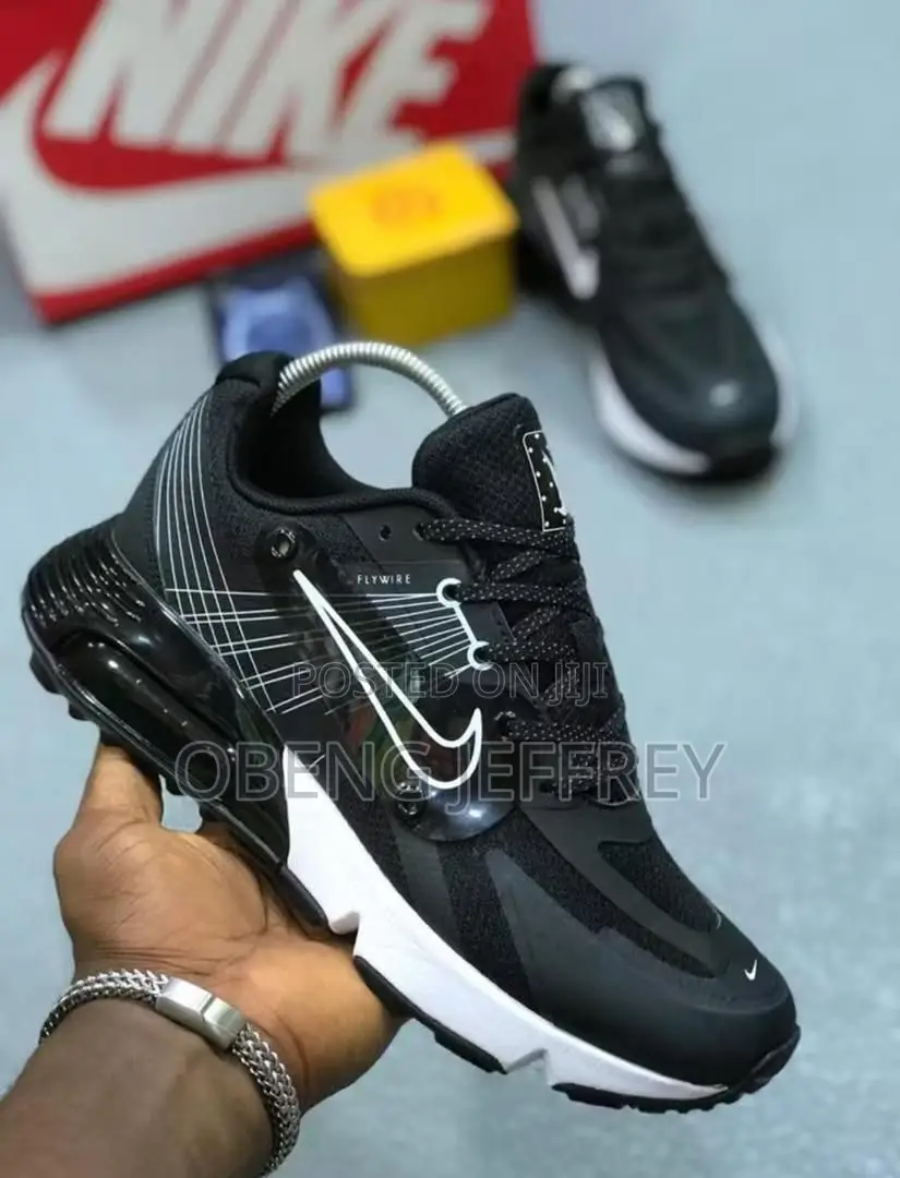 Original Airmax Flywire Black/White