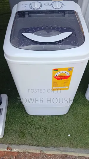 Gentle on Clothes, Tough on Dirt – Decakila 7kg Washer