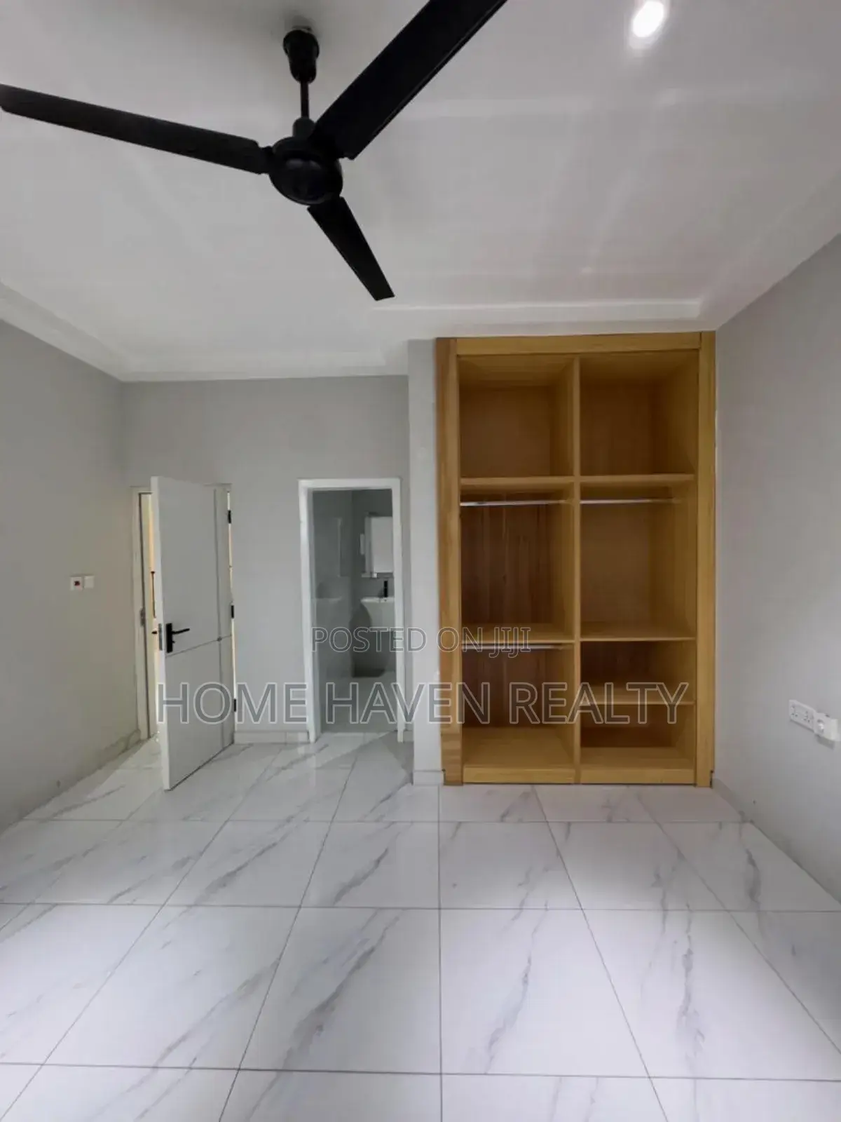 4bdrm House in Lakeside for sale