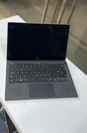 New Laptop Dell XPS 13 8GB Intel Core i7 SSD 256GB