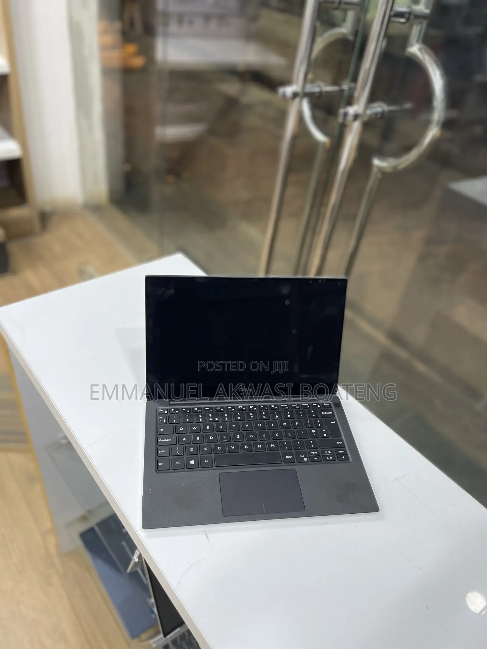 New Laptop Dell XPS 13 8GB Intel Core i7 SSD 256GB