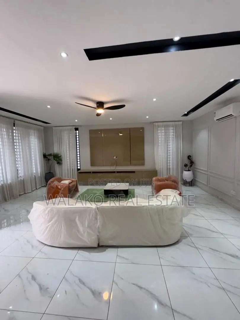 4bdrm House in Lake Side Estate for sale