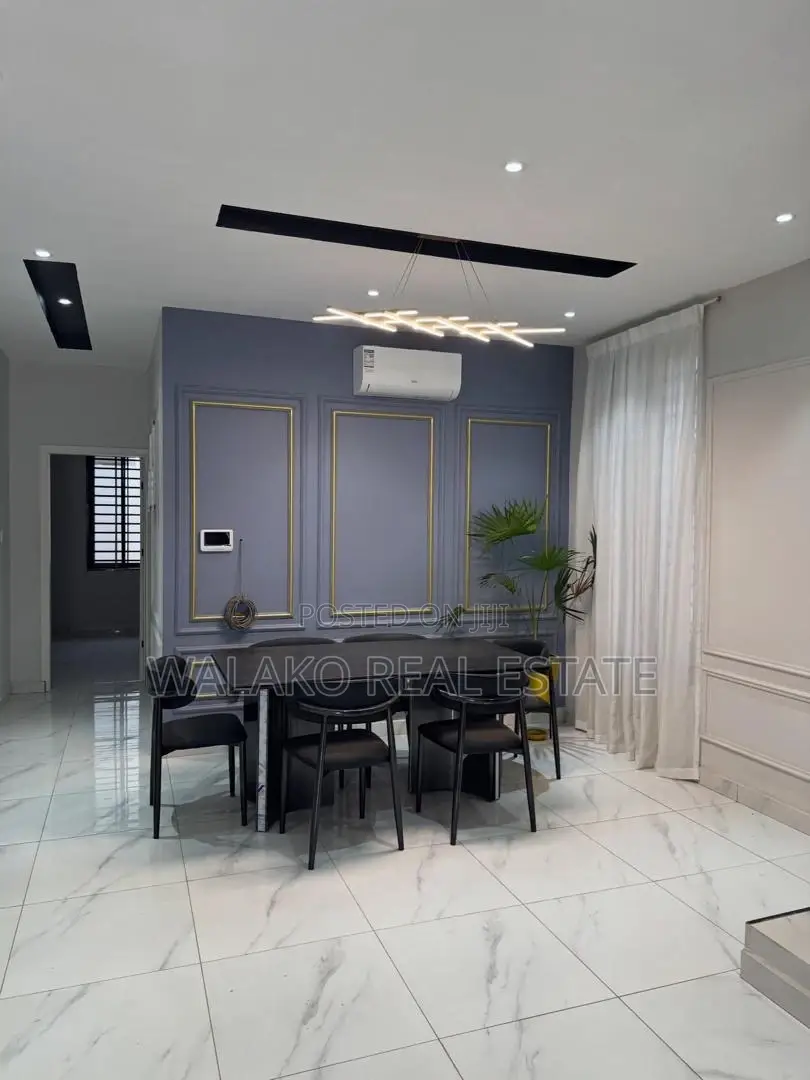 4bdrm House in Lake Side Estate for sale