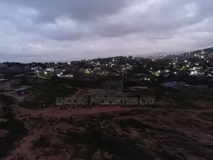 Land In Kwabeyen