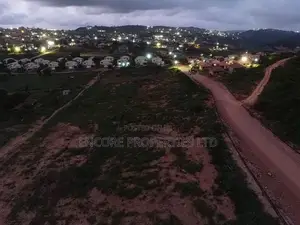 Land In Kwabeyen