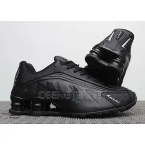 Original Nike Shox R4 Black/ Metallic Silver