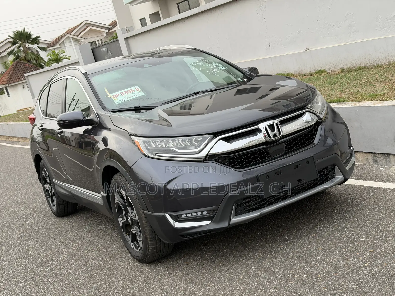 Honda CR-V Touring 4dr SUV AWD (1.5L 4cyl CVT) 2017 Gray