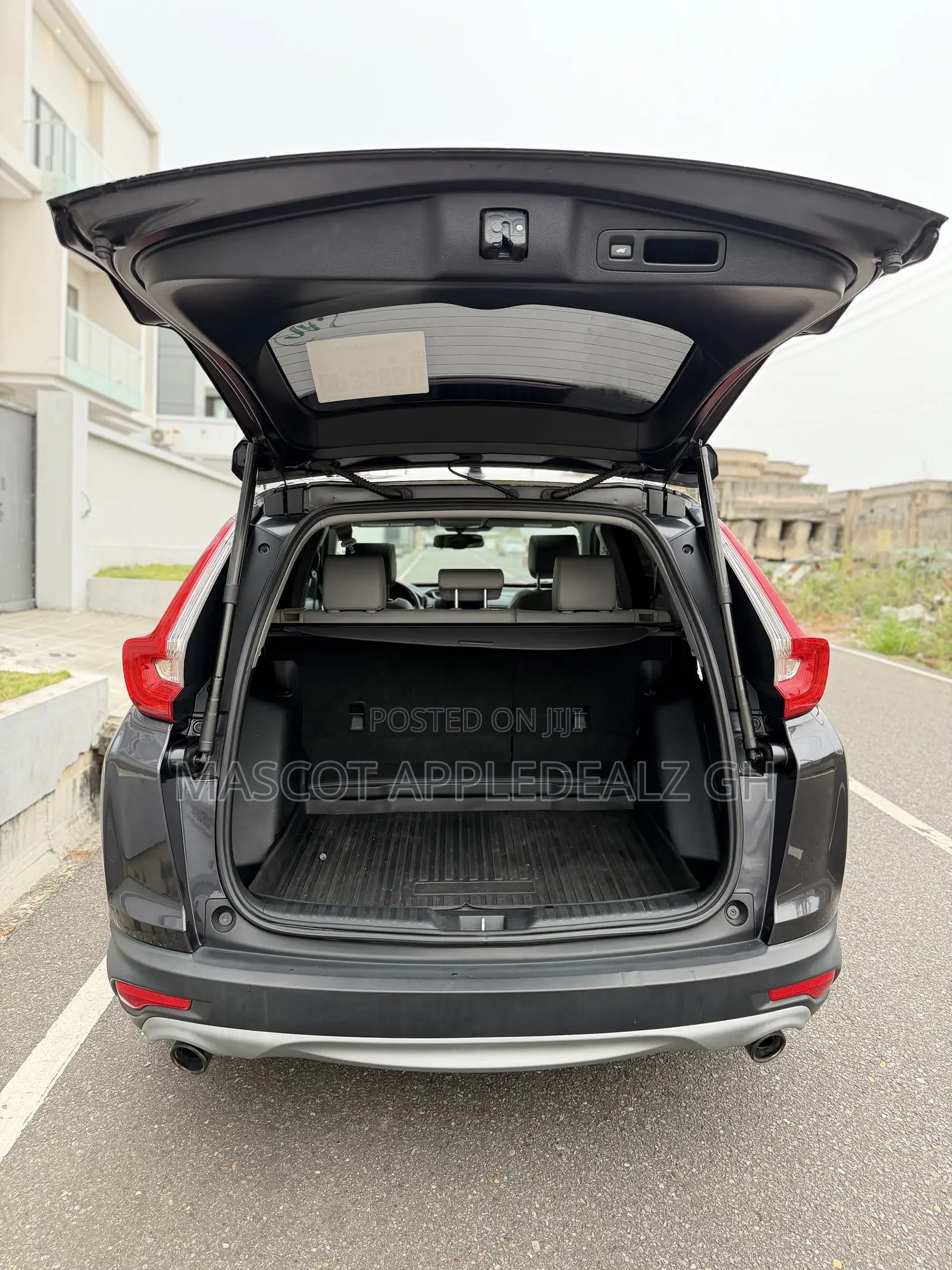 Honda CR-V Touring 4dr SUV AWD (1.5L 4cyl CVT) 2017 Gray