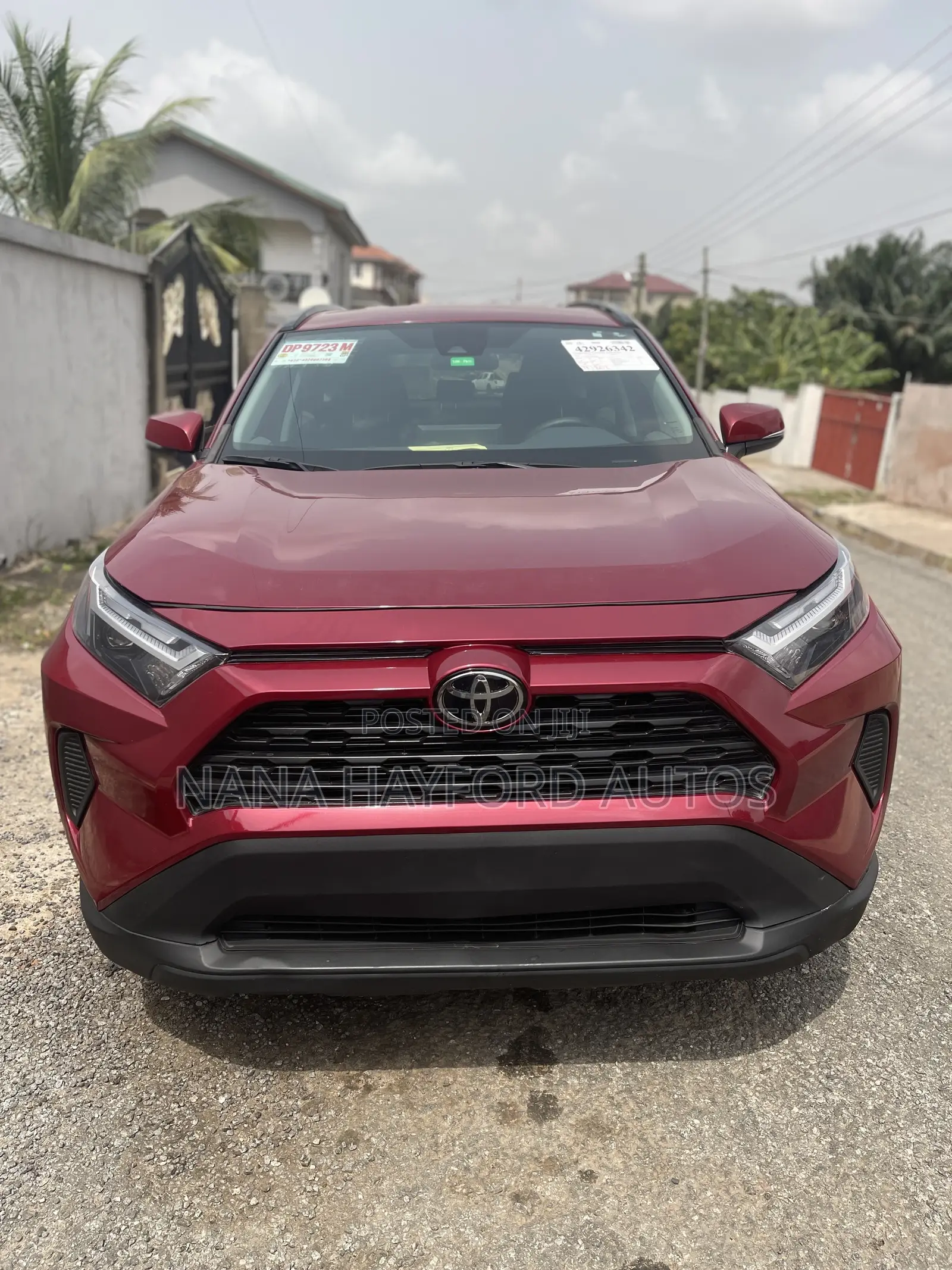 Toyota RAV4 2022 Red