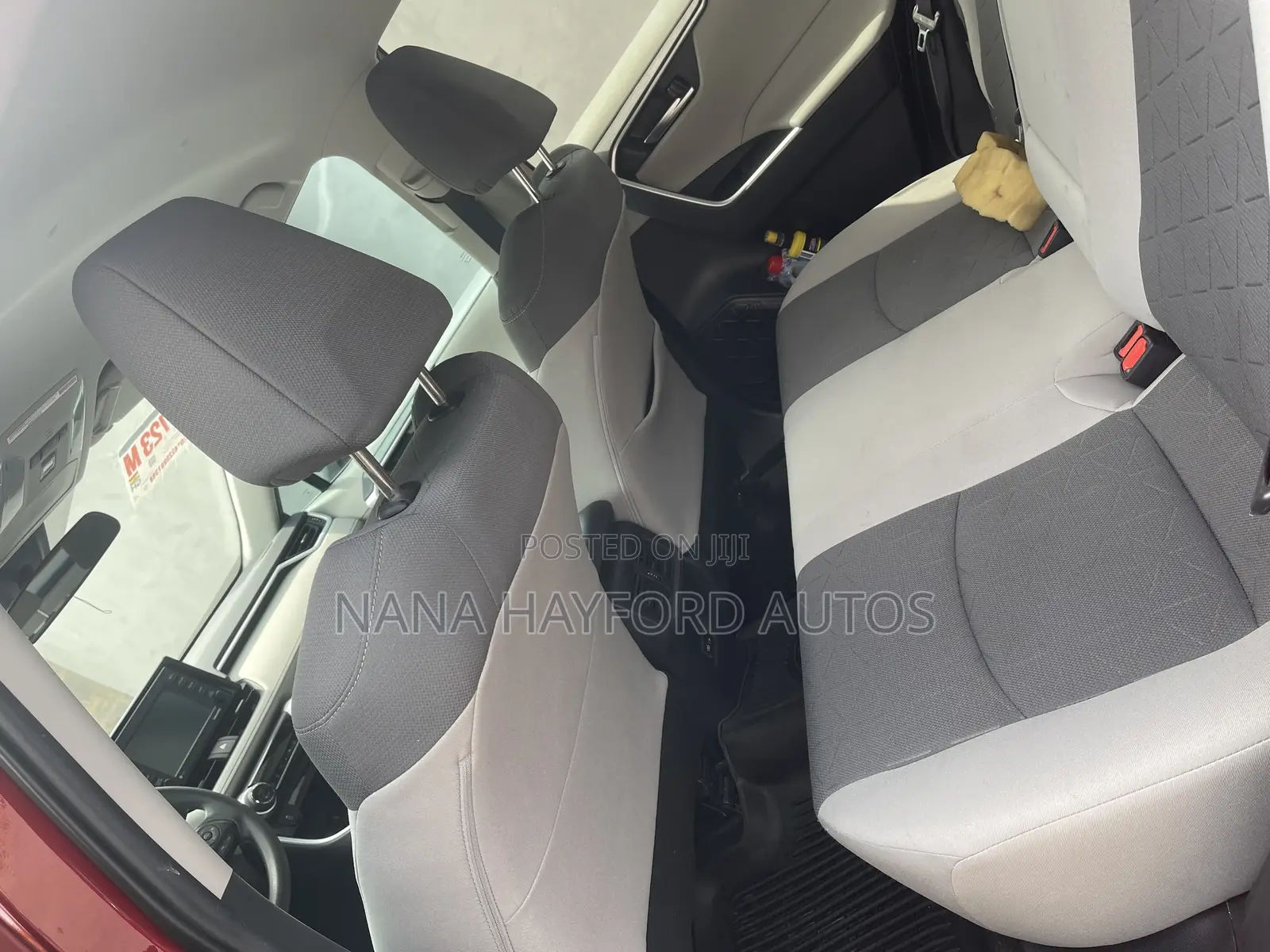 Toyota RAV4 2022 Red