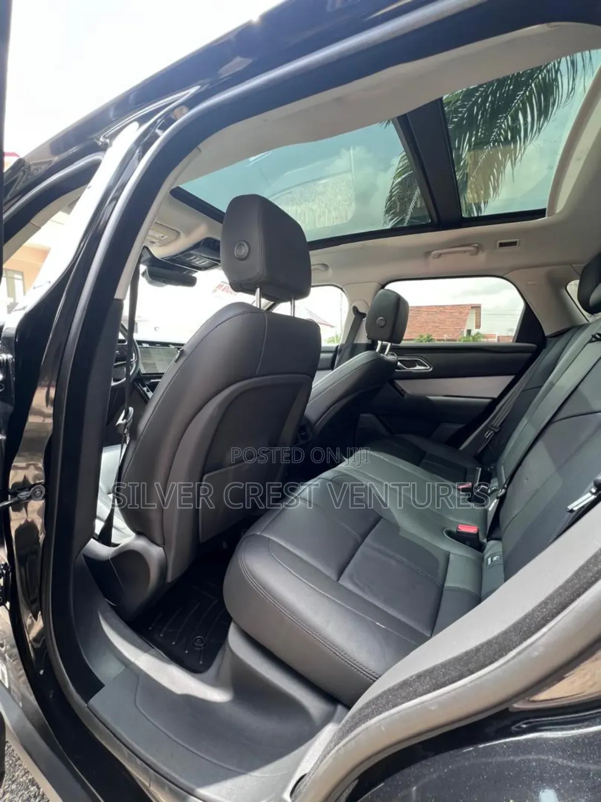 Land Rover Range Rover Velar S 2024 Black