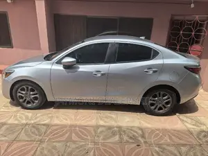 Toyota Yaris iA 1.5 FWD 2019 Silver