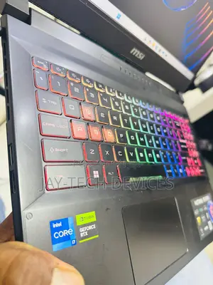 Laptop MSI Katana 15 16GB Intel Core i7 SSHD (Hybrid) 1T