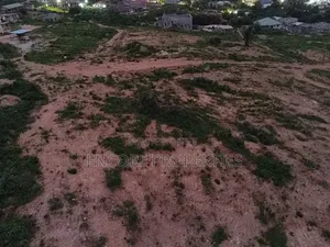 Land in Kwabenya