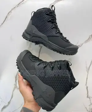 Original Under Armour High All Black