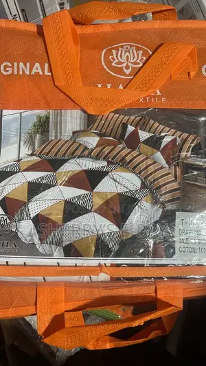 6pcs Bedsheets Set. 2 Bedsheets With 4 Pillow Covers