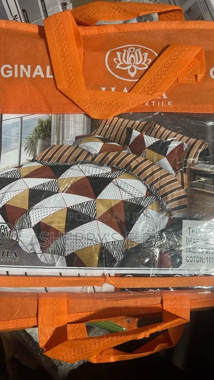 6pcs Bedsheets Set. 2 Bedsheets With 4 Pillow Covers