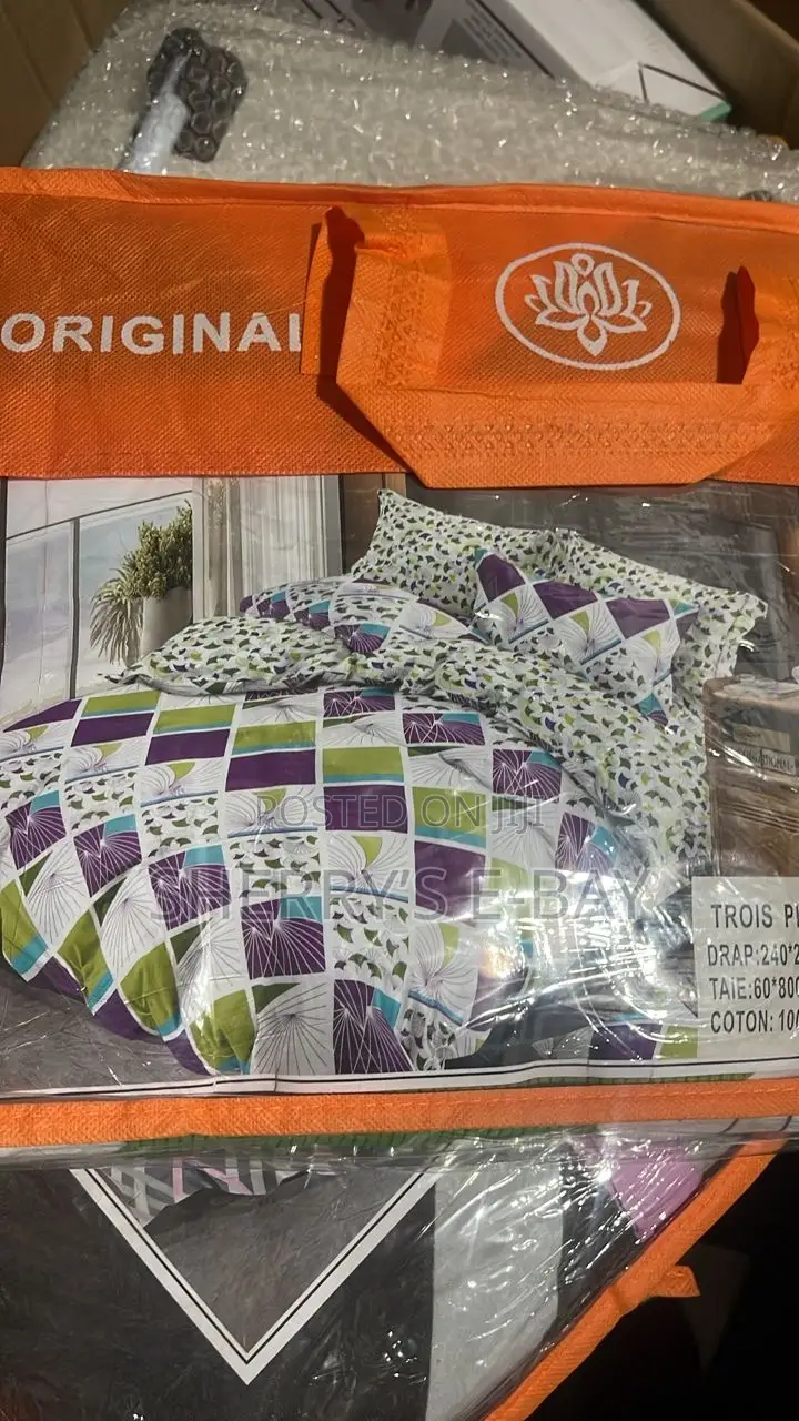 6pcs Bedsheets Set. 2 Bedsheets With 4 Pillow Covers
