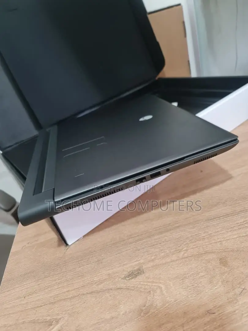 New Laptop Alienware M17x R2 16GB AMD Ryzen 9 SSD 1T