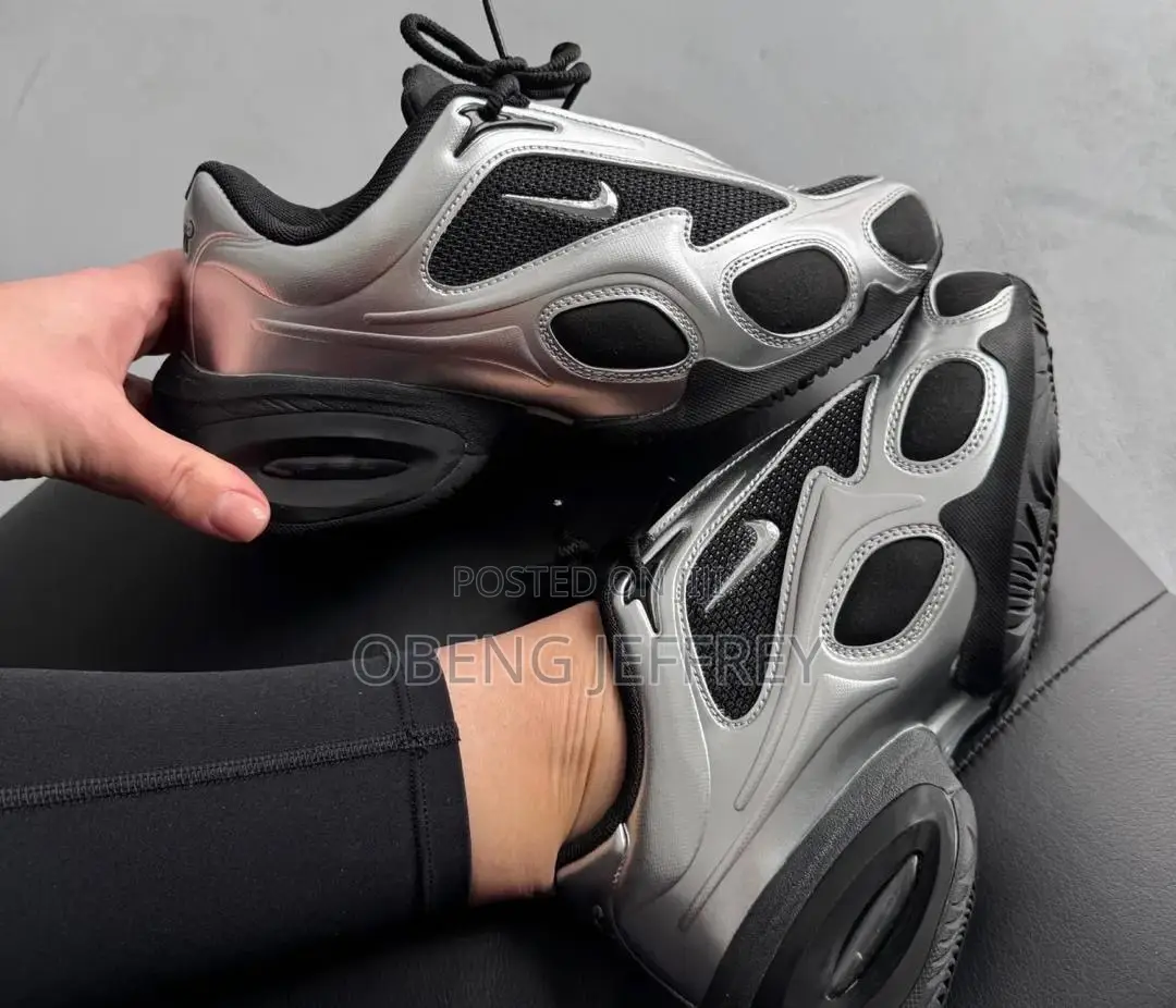 Original Nike Air Muse Silver/Black