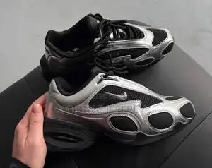 Original Nike Air Muse Silver/Black