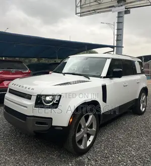 Land Rover Defender 2025 White