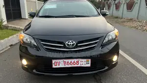 Toyota Corolla 2012 Black