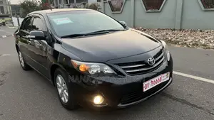 Toyota Corolla 2012 Black
