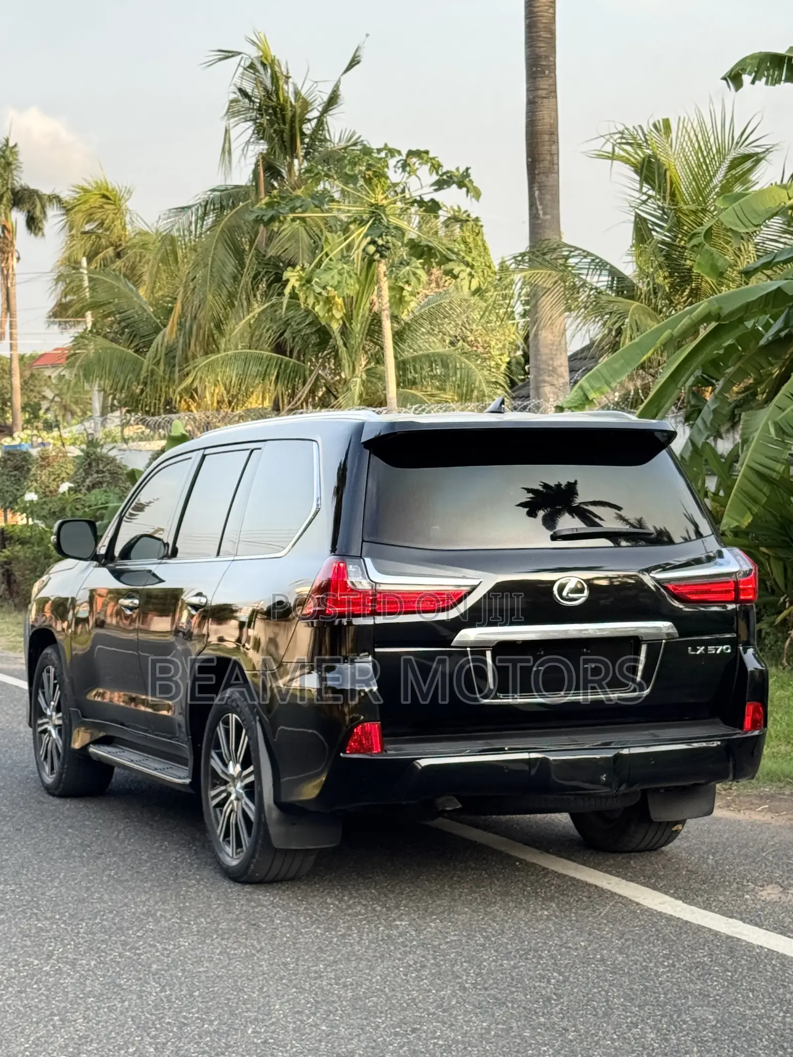 Lexus LX 570 (5 seats) AWD 2019 Black