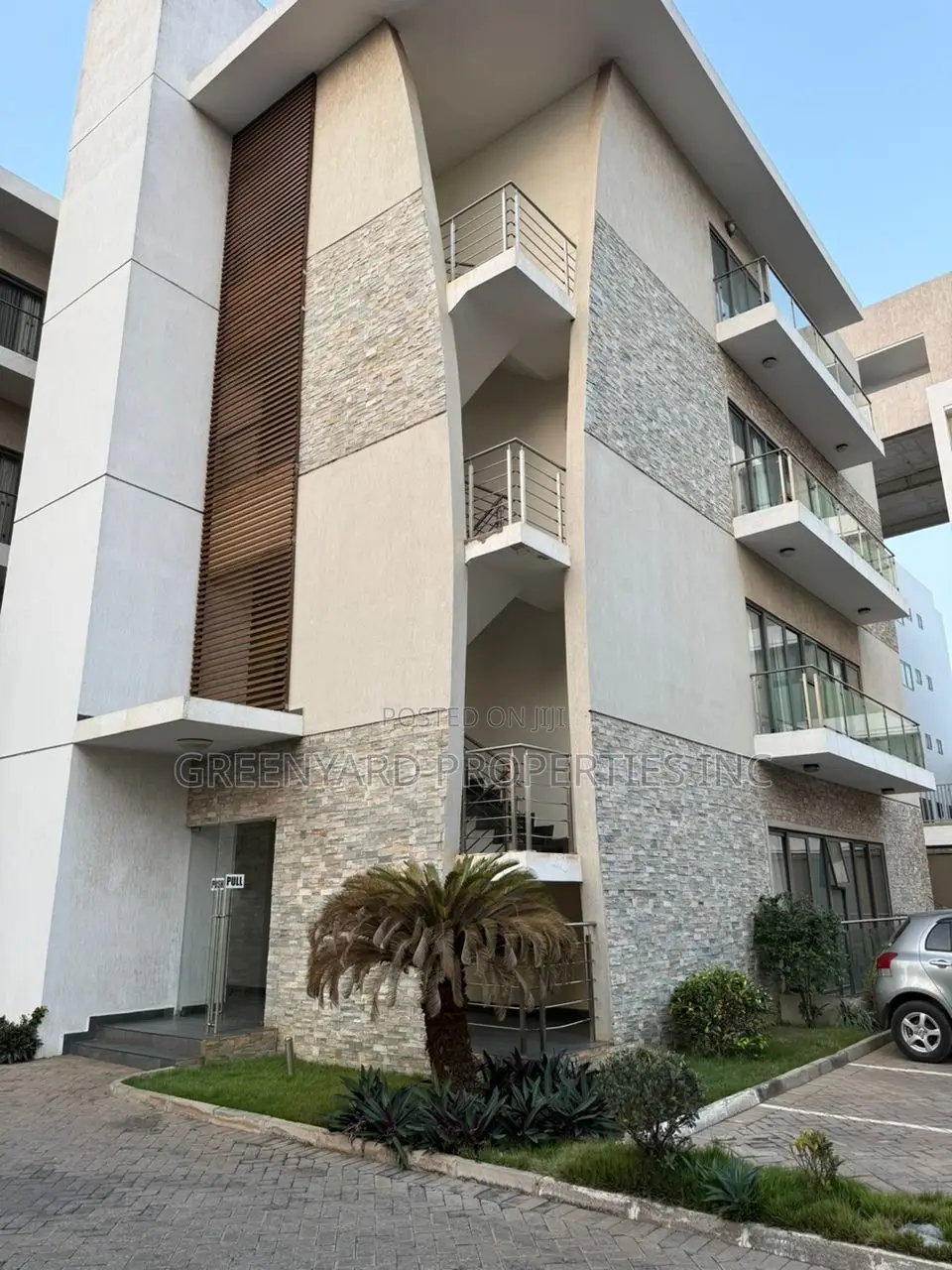 Furnished 2bdrm Apartment in Labone for rent