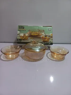 3 Set Pyrex Bowl