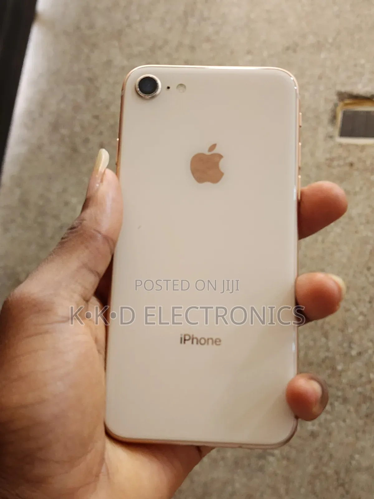 Apple iPhone 8 64 GB Gold