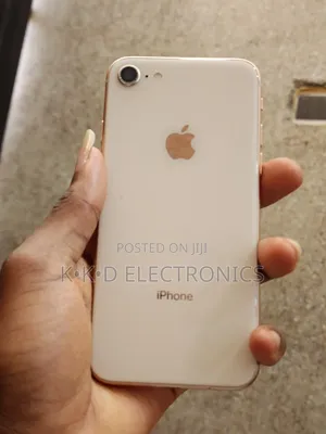 Apple iPhone 8 64 GB Gold