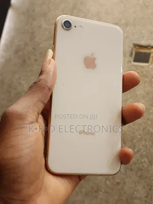 Apple iPhone 8 64 GB Gold