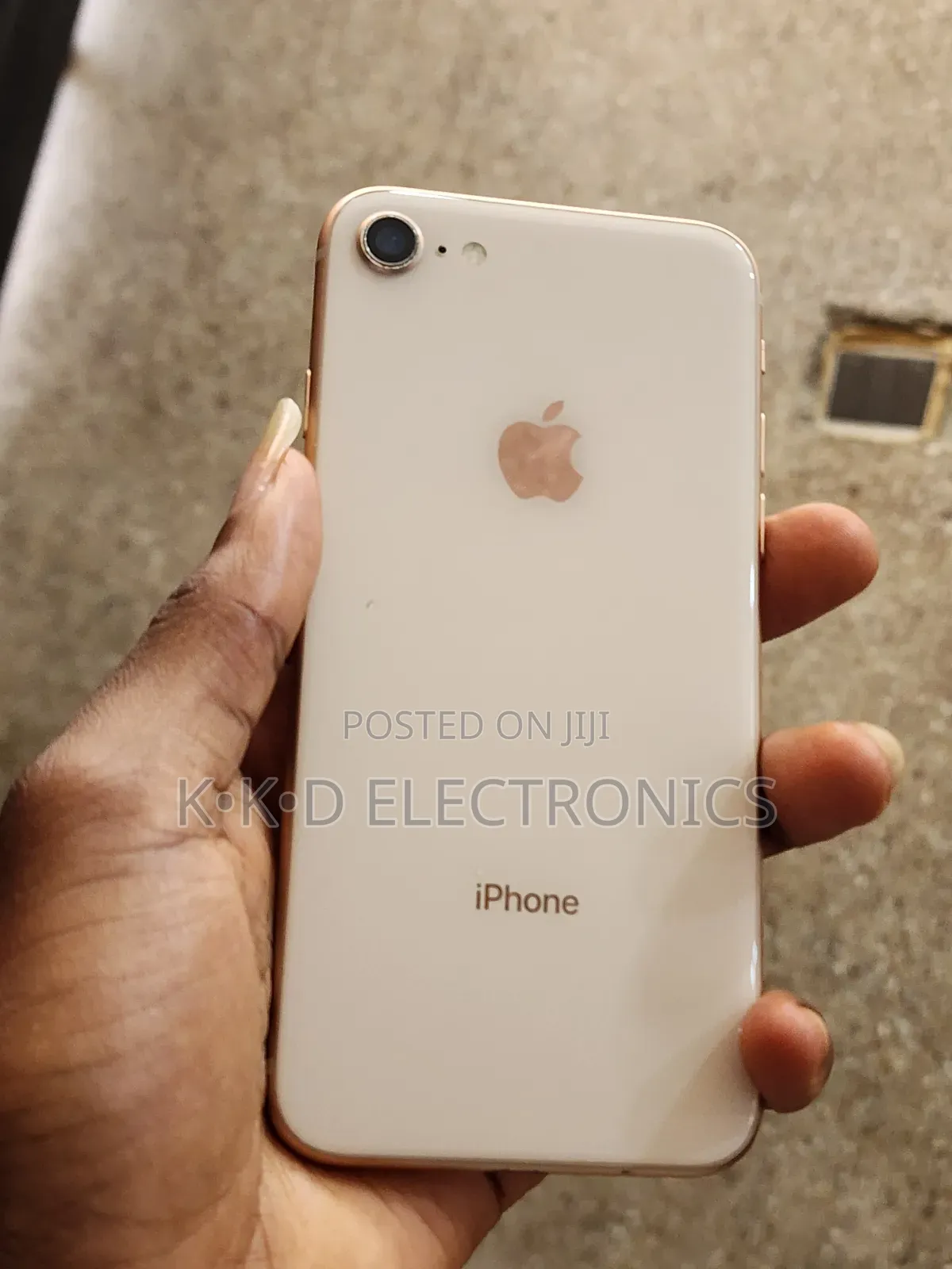 Apple iPhone 8 64 GB Gold