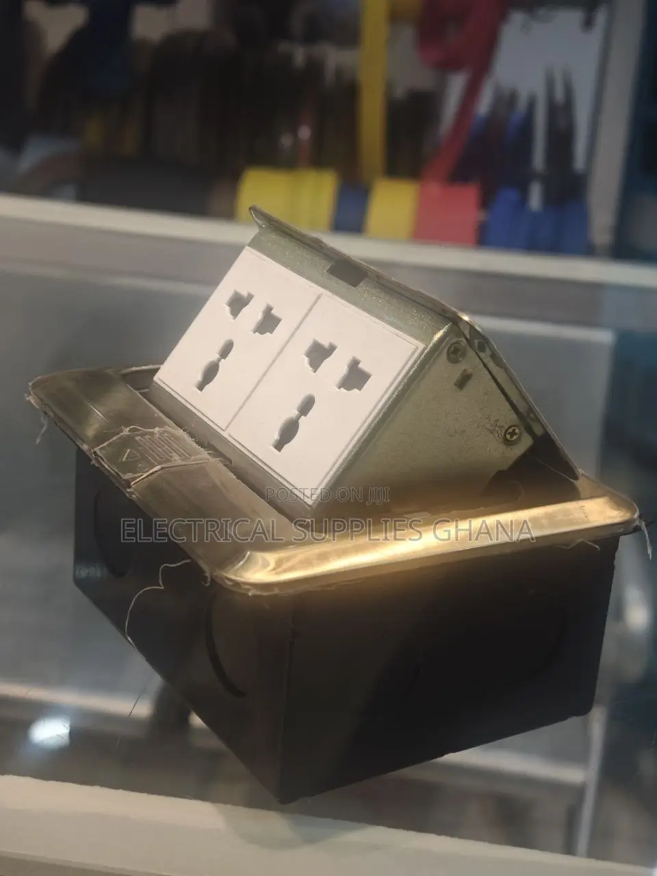 Floor Socket Box – Dual Universal 13a Power Outlet (Flush Mount)