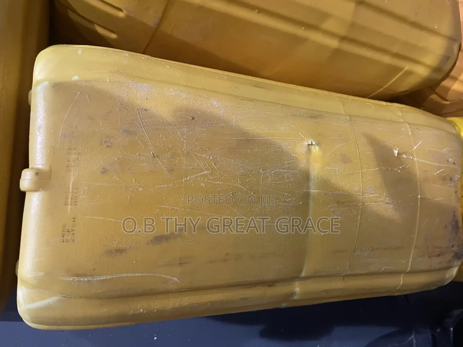 Sticky and Heavy Organic Hive Honey  in 25 Liters