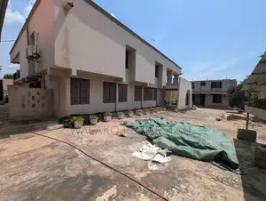 8bdrm House in Tantra Hills for rent