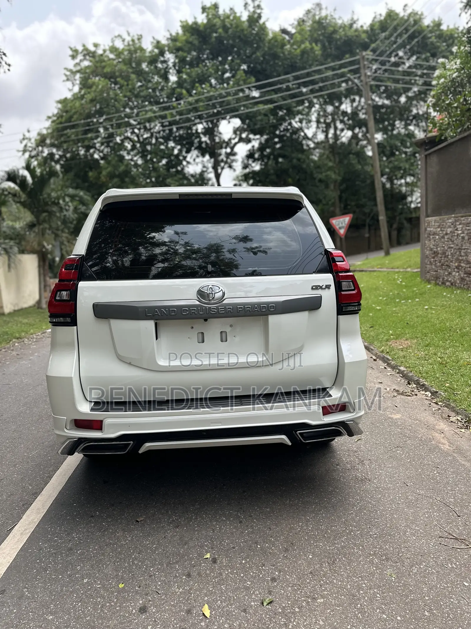 Toyota Land Cruiser Prado 4.0 Petrol GX-R 2017 White