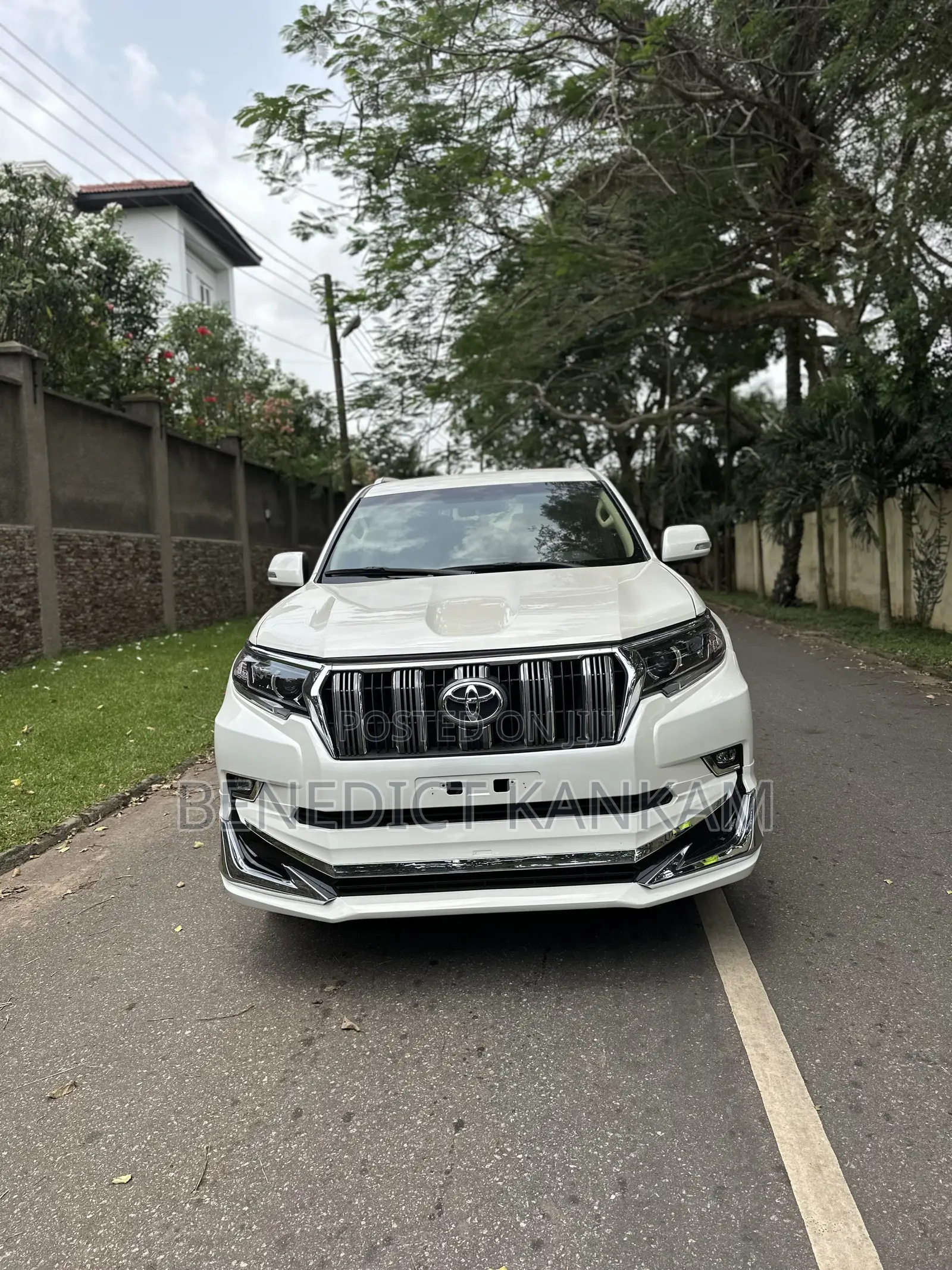 Toyota Land Cruiser Prado 4.0 Petrol GX-R 2017 White