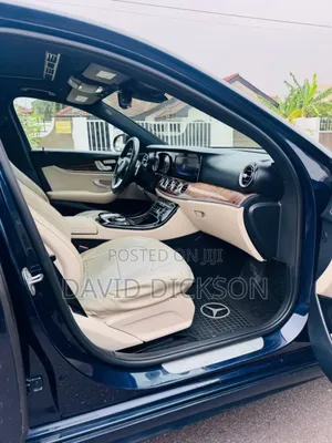 Mercedes-Benz E300 4Matic AWD Sedan (2.0L 4cyl 9A) 2017 Blue