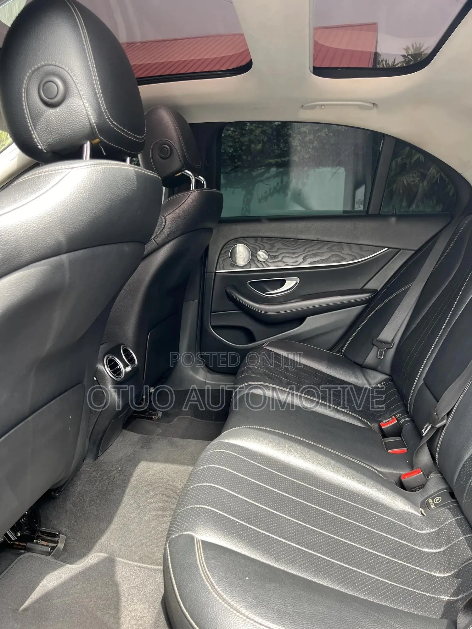 Mercedes-Benz E300 4Matic AWD Sedan (2.0L 4cyl 9A) 2017 Gray