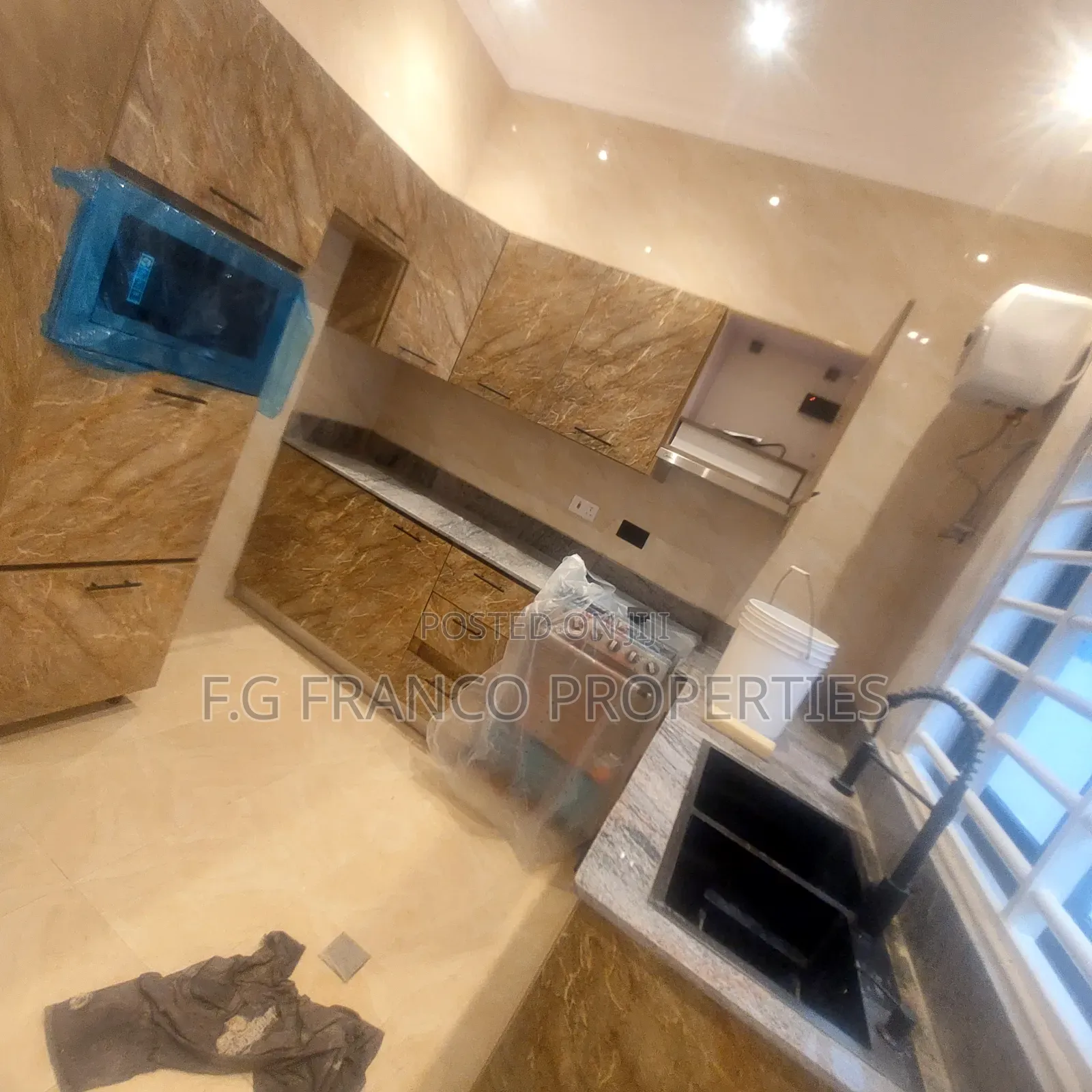 3bdrm House in Kg Franco Properties, Spintex for sale