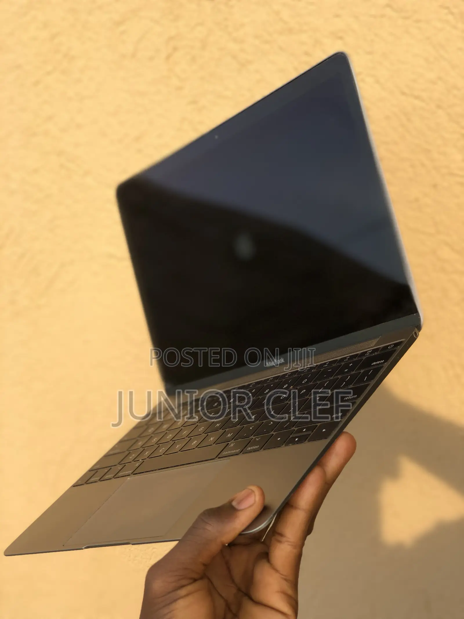 Laptop Apple MacBook 2017 8GB Intel Core M3 SSD 256GB
