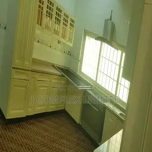 4bdrm House in US Embassy Area for rent