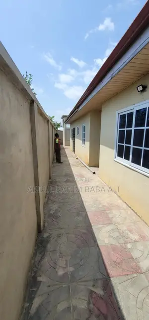 3bdrm House in Gomoa East for sale