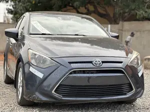 Toyota Yaris iA 1.5 FWD 2016 Gray