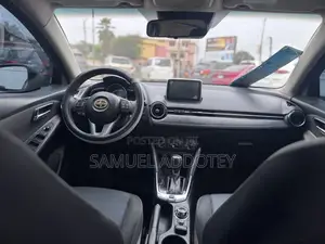 Toyota Yaris iA 1.5 FWD 2016 Gray